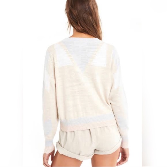 SOLD ❌ Women’s Wildfox Lair Geo Print Sweater New with tags - Picture 6 of 8